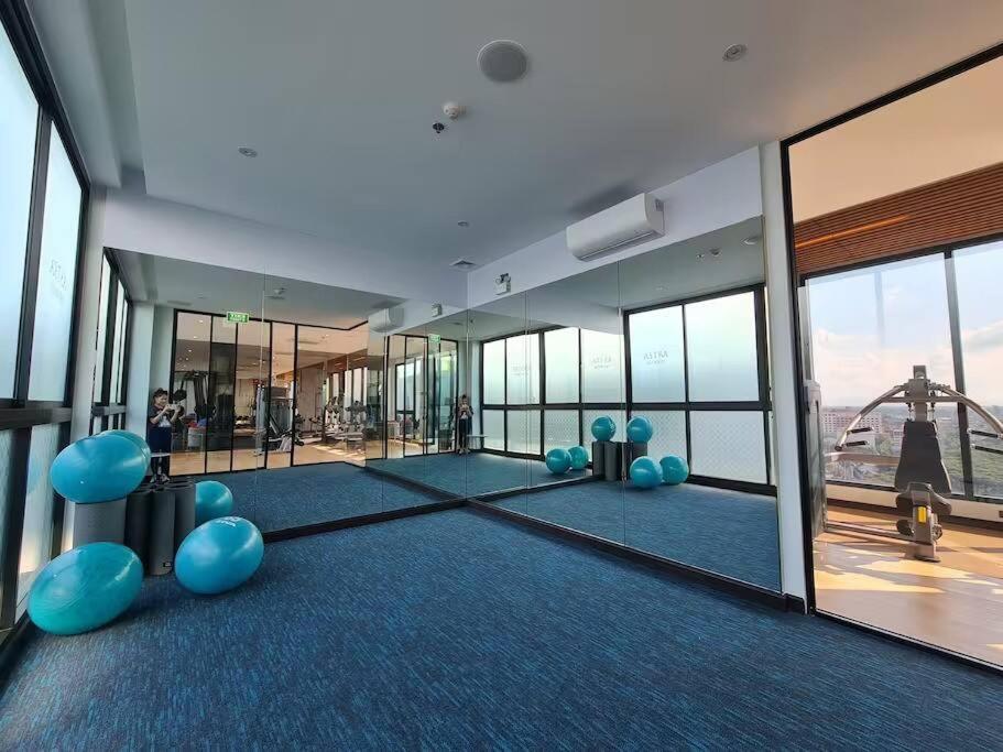 Astra Sky River High Floor,3 Bedrooms 97㎡ 山景房带浴缸 치앙마이 외부 사진