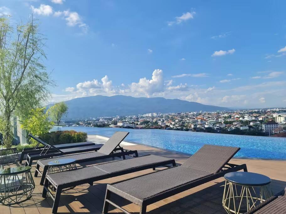 Astra Sky River High Floor,3 Bedrooms 97㎡ 山景房带浴缸 치앙마이 외부 사진