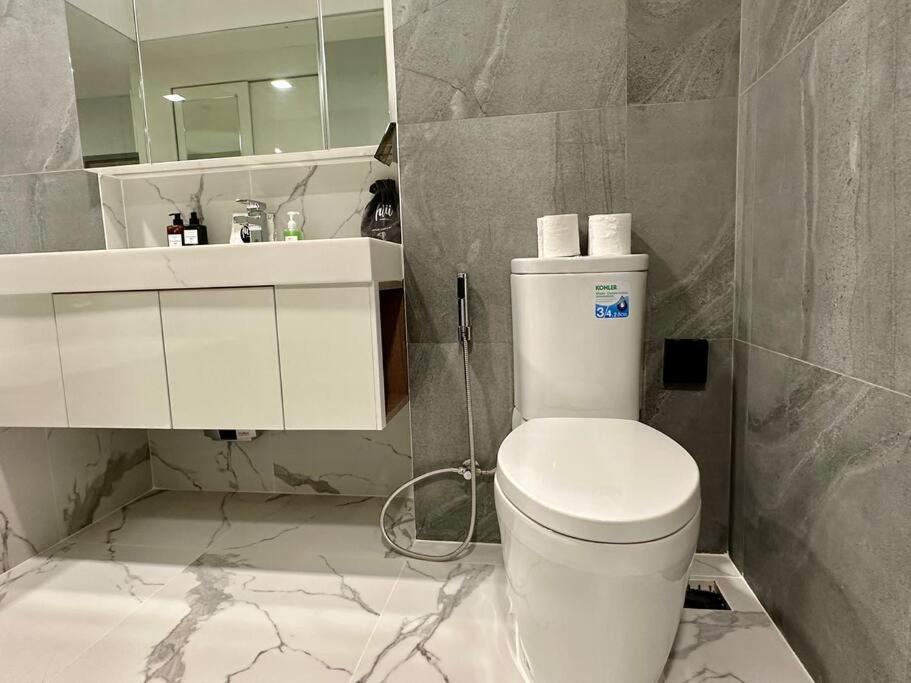 Astra Sky River High Floor,3 Bedrooms 97㎡ 山景房带浴缸 치앙마이 외부 사진